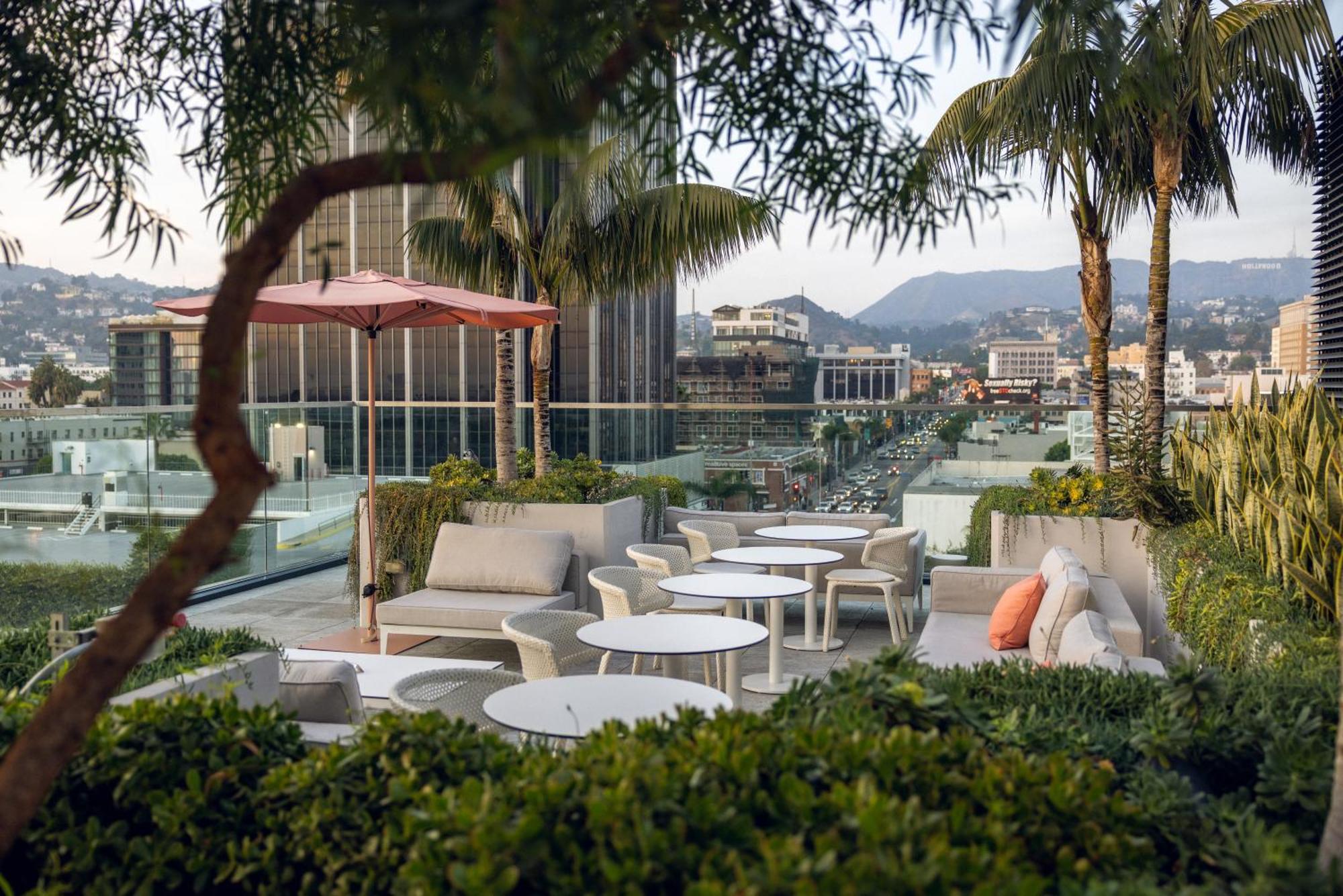 The Godfrey Hotel Hollywood Los Angeles Exterior photo